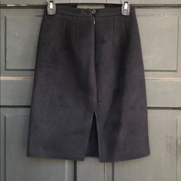 DECO Skirt Black - Picture 4 of 8